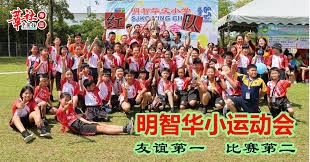 德甲没比赛的一天， 大家都在用想象力踢球。 等真正开踢的时候， 可能又全都要重来。 有些期待， 也许一开场就碎了。 [井]德甲 [井]德甲日常 [井]懂球的都懂