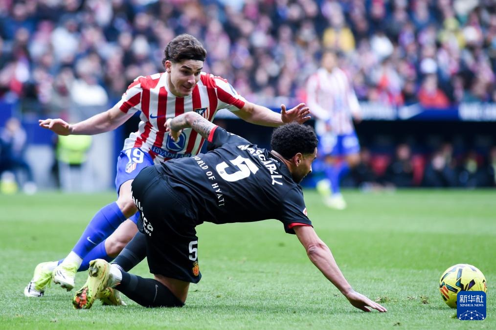 2025斯诺克世界公开赛32进16轮次 丁俊晖 5-3战胜瓦菲